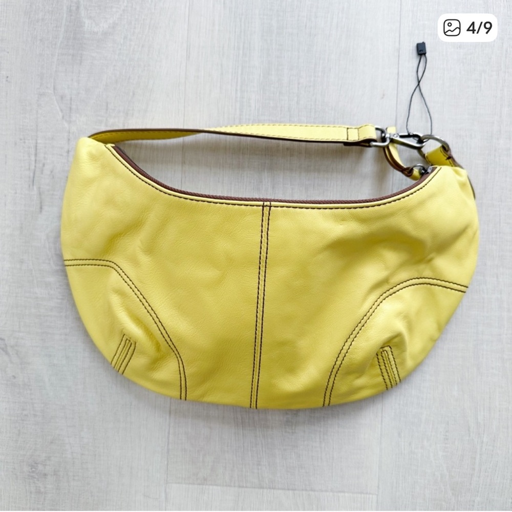 Free People Real World Leather Clutch. - Picture 4 of 9